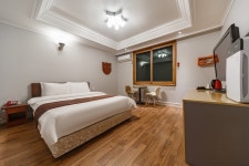 광주 상무 앨리스 비즈니스 호텔 - 트리플 숙소