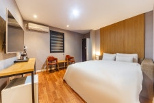 여수 호텔 어썸(ASOME BOUTIQUE HOTEL) - 트리플 숙소