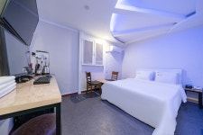 수유 H Hotel - 트리플 숙소