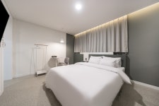 안양 범계 HOTEL BOX - 트리플 숙소