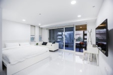 거제도 앤화이트펜션 데일리호텔 - 호텔&레스토랑 할인예약