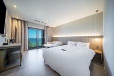 강릉 브라운도트 강릉경포점 - 트리플 숙소