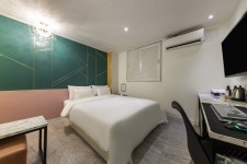 청주 호텔 이야(HOTEL IYA) 충북대점 - 트리플 숙소