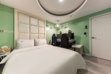 청주 호텔 이야(HOTEL IYA) 충북대점 - 트리플 숙소