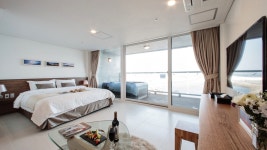 더 클라우드 풀&스파