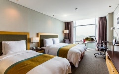 히든베이 호텔 디럭스 패밀리 트윈 | 글로벌 여가 플랫폼 | 야놀자 공식 사이트