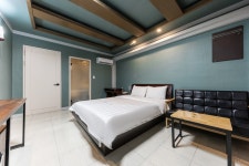 창원 - 창원 팔용동 DEUMEU(드므) 호텔 후기, 가격, 위치 - 예약