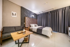 포천 드라이브 인 호텔 띠아모 - 트리플 숙소