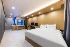 군산 - 군산 라온 펜션호텔 (laon hotel drive in) 후기, 가격, 위치 - 예약