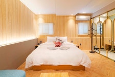 투어앤스파 독산 넘버25 독산사거리점 투어앤스파