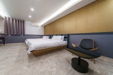 인덕원 넘버25 인덕원점 - 트리플 숙소