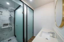 창원 - YAJA 창원명서컨벤션센터점 후기, 가격, 위치 - 예약