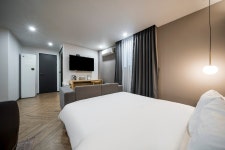 창원 - YAJA 창원명서컨벤션센터점 후기, 가격, 위치 - 예약