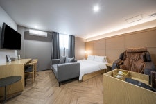 창원 - YAJA 창원명서컨벤션센터점 후기, 가격, 위치 - 예약