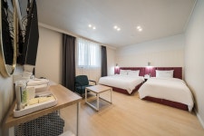 사천(삼천포) YAJA 삼천포항점 - 트리플 숙소