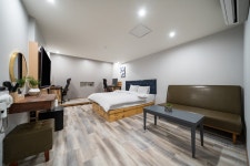 경산 에비앙 호텔(EVIAN HOTEL)