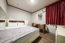 진주 - 진주 뉴월드 후기, 가격, 위치 - 예약