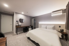 투어앤스파 부안 마운틴 투어앤스파