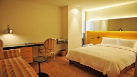 투어앤스파 호텔 그라모스 투어앤스파