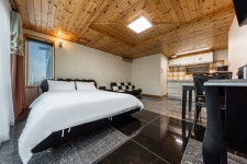 강릉 한눈에바다펜션(오션뷰,카페) 데일리호텔 - 호텔&레스토랑 할인예약