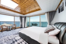 강릉 한눈에바다펜션(오션뷰,카페) 데일리호텔 - 호텔&레스토랑 할인예약