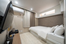 양재 30Month Hotel - 트리플 숙소