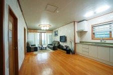 제주 e하우스 펜션 데일리호텔 - 호텔&레스토랑 할인예약