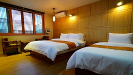 전주 - 전주한옥마을 황실관광호텔 후기, 가격, 위치 - 예약