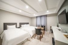 김해 삼계 호텔 라온 - 트리플 숙소