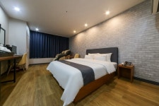 HOTEL SSOME (호텔 썸) - 트리플 숙소