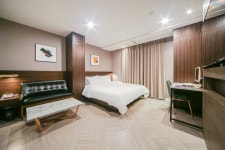 부산 하단 에이치모먼트호텔 하단점 - 트리플 숙소