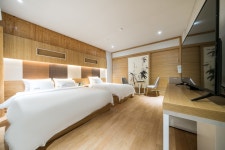 통영 비지니스호텔 - 트리플 숙소