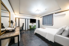 군산 HOTEL G7 - 트리플 숙소