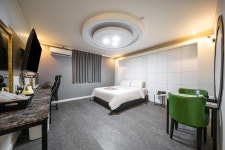 군산 HOTEL G7 - 트리플 숙소