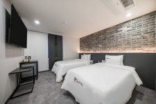 군산 마루호텔 - 트리플 숙소