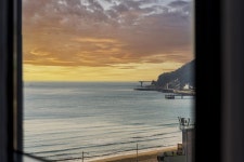 부산 - 하운드 송정해수욕장 후기, 가격, 위치 - 예약