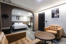 스테이지79호텔 - 트리플 숙소