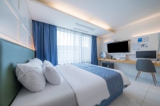 포천 - 포천 호텔 꼬뮨(베어스타운점) 드라이브인 무인텔 후기, 가격, 위치 - 예약