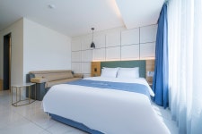 포천 - 포천 호텔 꼬뮨(베어스타운점) 드라이브인 무인텔 후기, 가격, 위치 - 예약