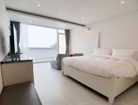 사천(삼천포) 부엉이 호텔 - 트리플 숙소