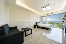 여수 리틀포레스트펜션(낭만포차인근) 데일리호텔 - 호텔&레스토랑 할인예약