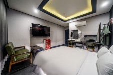 시흥(정왕동) W - 트리플 숙소