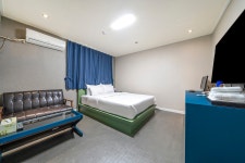 수원 - 수원시청역 갤러리아호텔 후기, 가격, 위치 - 예약