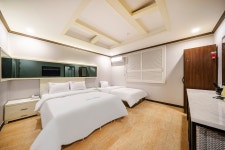 투어앤스파 구미 원평동 HOTEL 폭스 투어앤스파