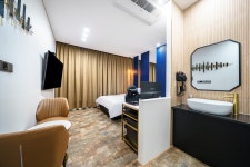 서울대입구 하운드 호텔 - 트리플 숙소