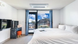 여수 나폴리하우스펜션(스파수영장) 데일리호텔 - 호텔&레스토랑 할인예약