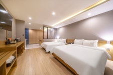 부산 - 호텔 프리마 후기, 가격, 위치 - 예약