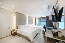 투어앤스파 화성 호텔 헤르메스 화성시청점 투어앤스파