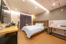 투어앤스파 부산 초읍 호텔 카라트 투어앤스파