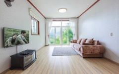 강릉 송이산장펜션 - 트리플 숙소